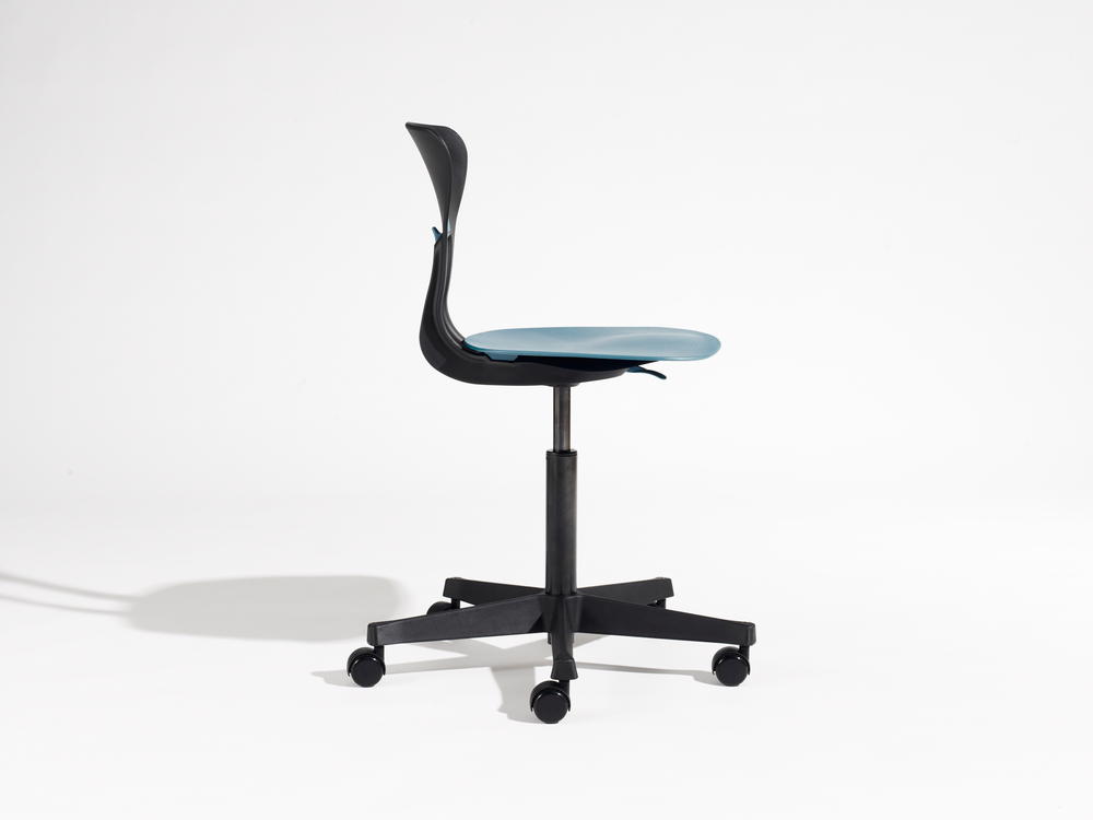 FLEXA Study Ray Schülerstuhl höhenverstellbare und ergonomische Sitzfläche Schwarz